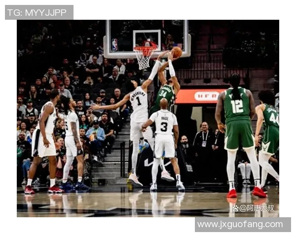 NBA常规赛精彩对决雄鹿挑战猛龙谁能赢得胜利展现球队实力