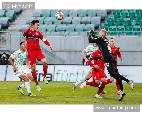 北海道札幌冈萨多迎战东京球队激战即将上演球迷热情高涨 北海道札幌冈萨多迎战东京球队激战即将上演球迷热情高涨