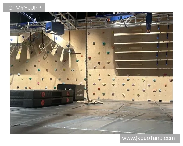 攀岩精神的传承与挑战南京攀岩队的成长之路与团队意识探讨