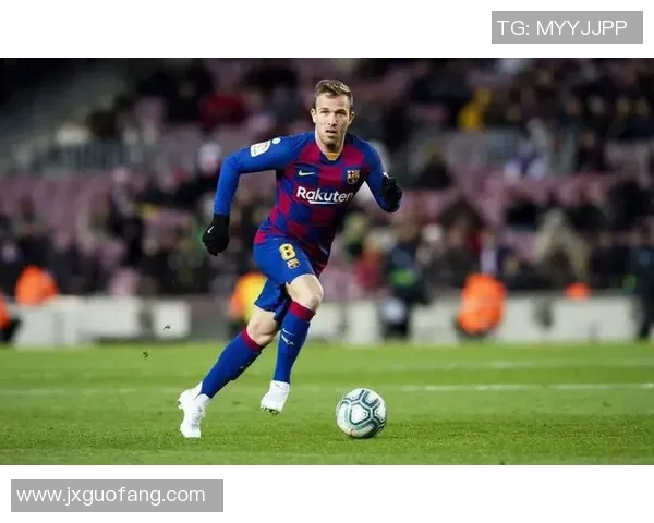 深入分析FPX战队的进攻策略与战术执行细节