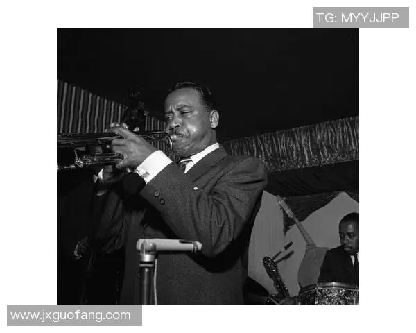 爵士乐的传承与创新：从经典到现代的音乐演变与全球影响